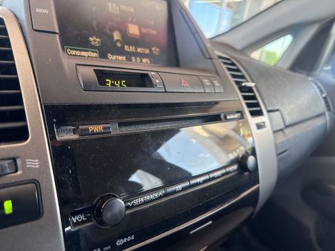 Used 2007 Toyota Prius Touring image 8