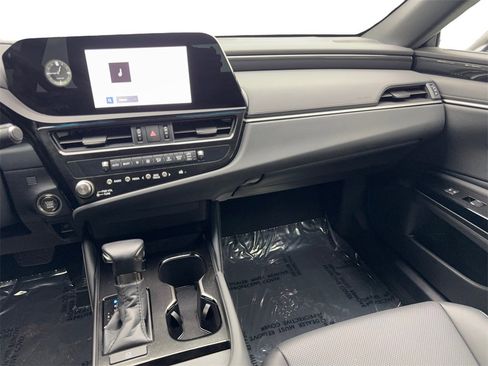 Used 2024 Lexus ES 350 image 55