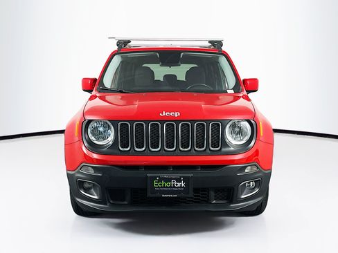 Used 2015 Jeep Renegade Latitude AWD/4WD image 2