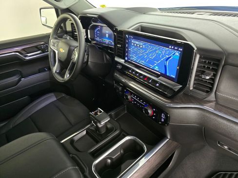 Used 2024 Chevrolet Silverado 1500 LTZ w/ Technology Package image 43