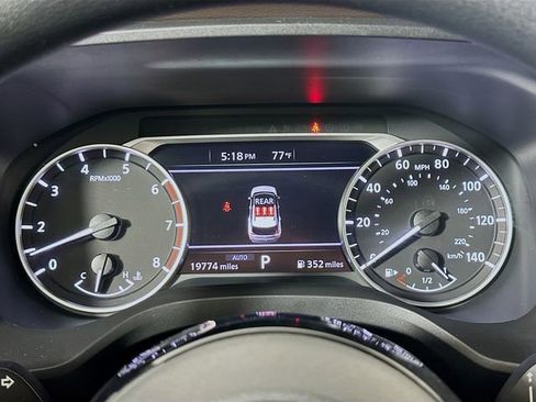 Certified 2023 Nissan Rogue SV image 14