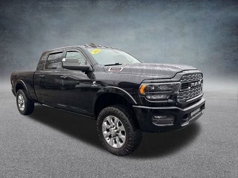 Used 2022 RAM 3500 Limited w/ Night Edition image 4