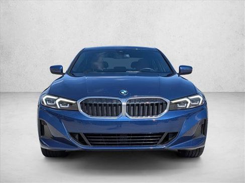Certified 2024 BMW 330i Sedan w/ Convenience Package RWD image 2