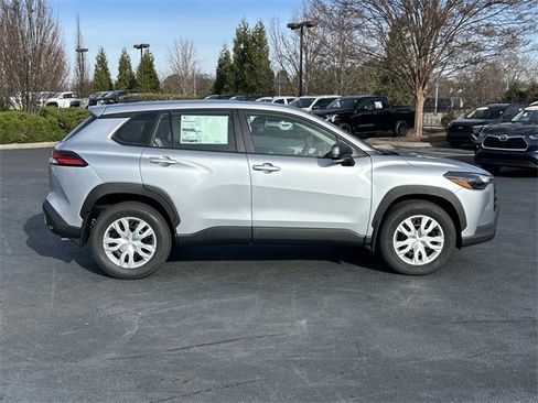 New 2026 Toyota Corolla Cross L image 3