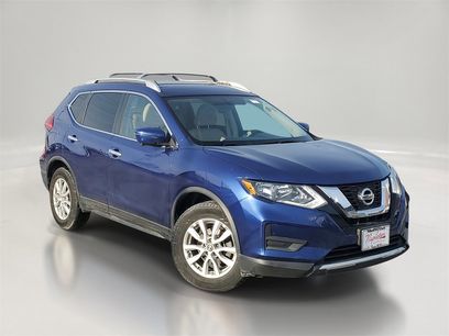 Used 2017 Nissan Rogue SV w/ SV Premium Package