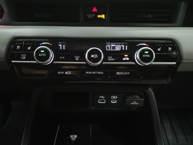 Used 2024 Honda Pilot Elite image 32
