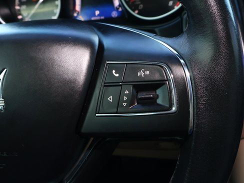 Used 2017 Maserati Levante image 24