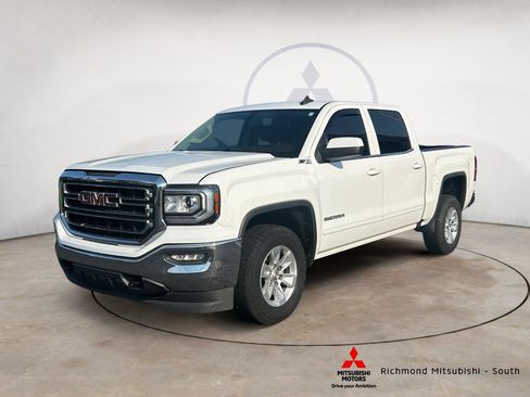 Used 2018 GMC Sierra 1500 SLE w/ SLE Value Package AWD/4WD image 7