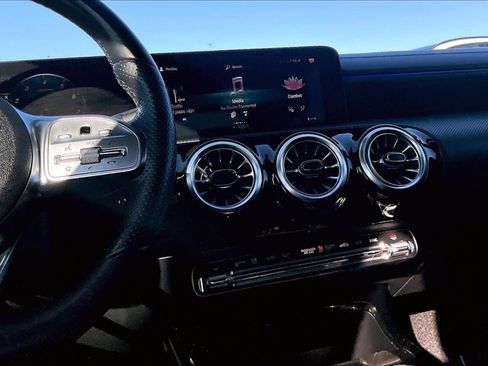 Used 2022 Mercedes-Benz A 220 image 6