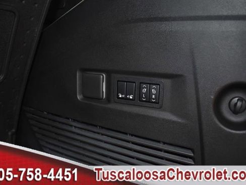 Used 2022 Chevrolet Tahoe RST w/ Sport Performance Package image 11