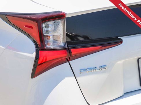 Used 2020 Toyota Prius LE FWD image 9