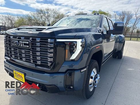 New 2026 GMC Sierra 3500 Denali Ultimate AWD/4WD image 1
