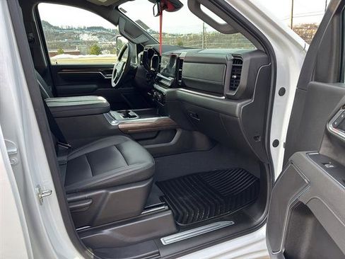 Used 2026 Chevrolet Silverado 3500 LT w/ All Star Edition image 20