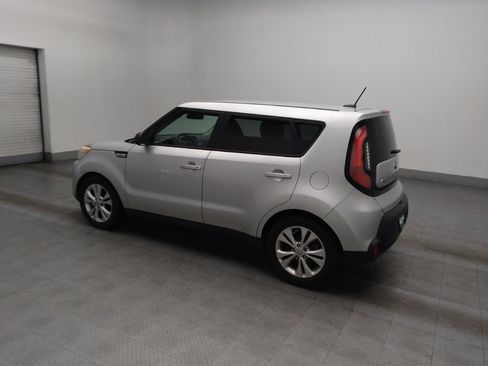 Used 2015 Kia Soul + image 3