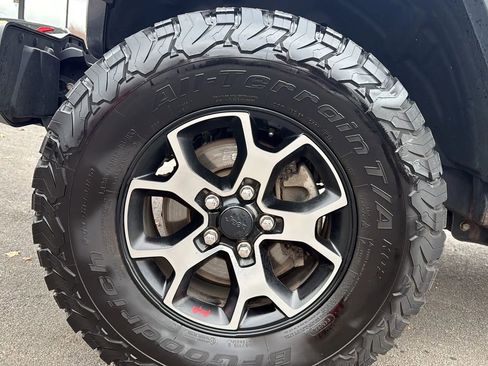 Used 2018 Jeep Wrangler Unlimited Rubicon image 5