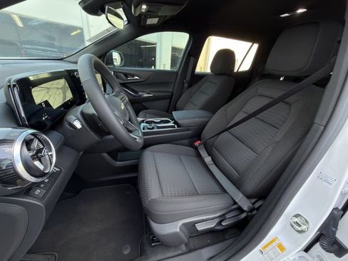 New 2027 Chevrolet Equinox LT FWD image 18