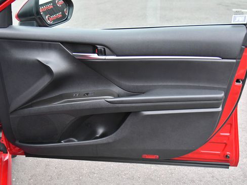 Used 2023 Toyota Camry SE image 41