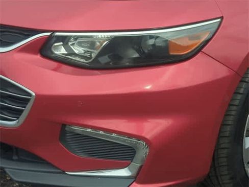 Used 2016 Chevrolet Malibu Premier w/ Driver Confidence Package II image 11