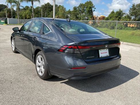 Used 2025 Honda Accord LX image 4