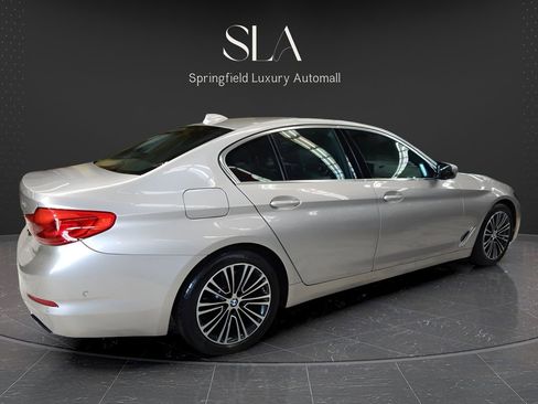 Used 2019 BMW 540i xDrive w/ Dynamic Handling Package AWD/4WD image 3