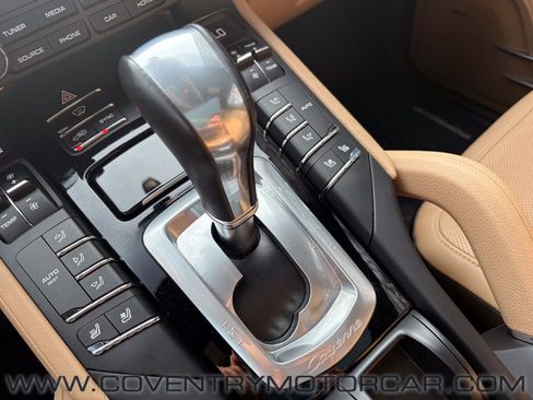 Used 2018 Porsche Cayenne Platinum Edition AWD/4WD image 26