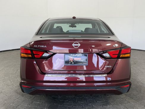 Used 2023 Nissan Altima 2.5 SV AWD/4WD image 6