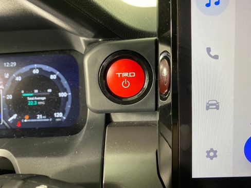 Used 2024 Toyota Tacoma TRD Sport image 19