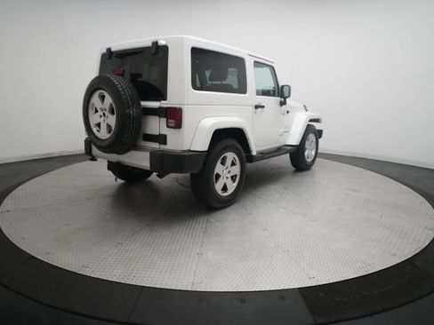 Used 2012 Jeep Wrangler Sahara w/ Connectivity Group AWD/4WD image 32