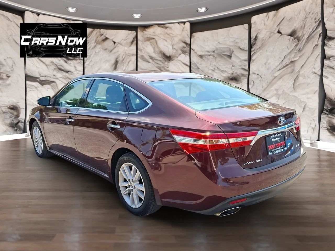 Used 2014 Toyota Avalon XLE FWD image 4