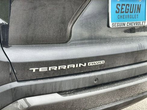 Used 2025 GMC Terrain Elevation AWD/4WD image 31