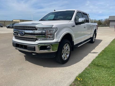 Used 2019 Ford F150 Lariat w/ Equipment Group 502A Luxury AWD/4WD image 6