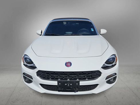 Used 2020 FIAT 124 Spider Lusso w/ Convenience Group image 4