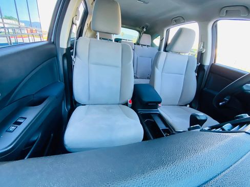 Used 2016 Honda CR-V LX image 37