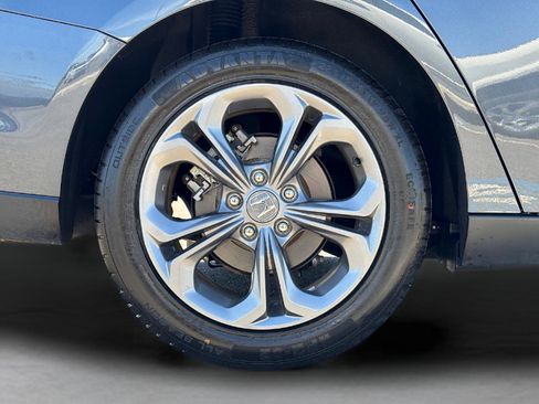 Used 2024 Honda Accord EX image 9