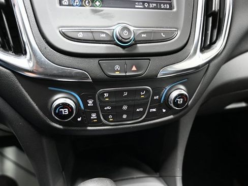 Used 2024 Chevrolet Equinox LT image 18