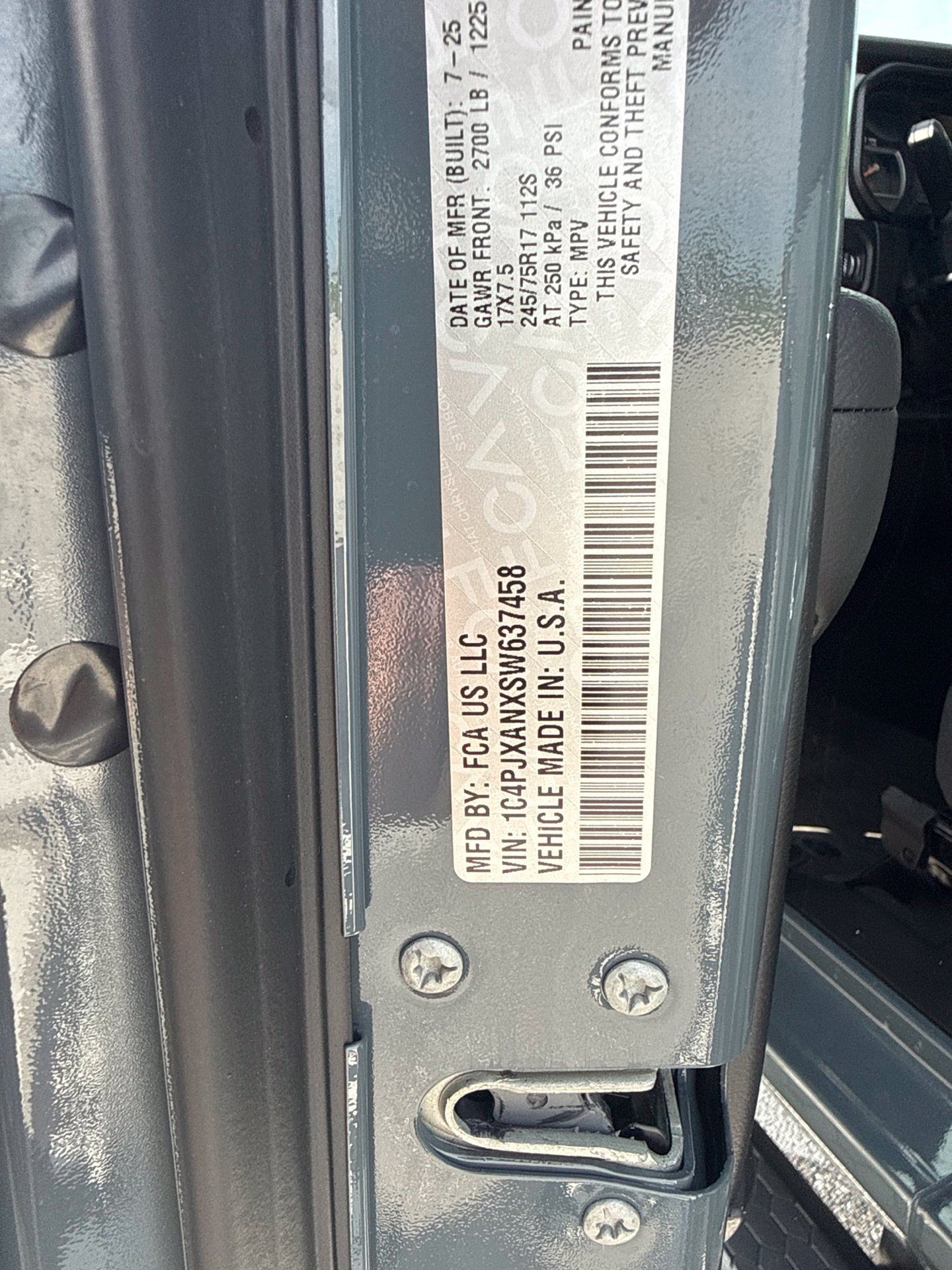 Used 2025 Jeep Wrangler Sport AWD/4WD image 11