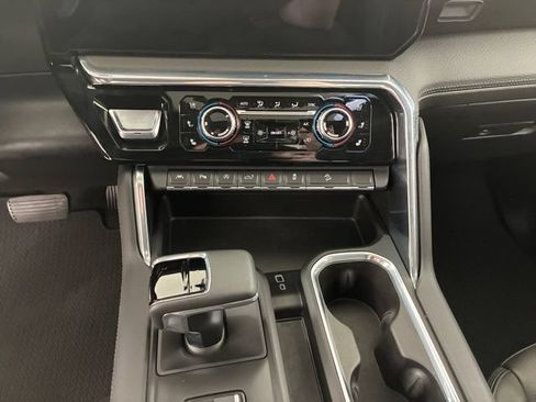 Used 2026 GMC Sierra 1500 Denali AWD/4WD image 21