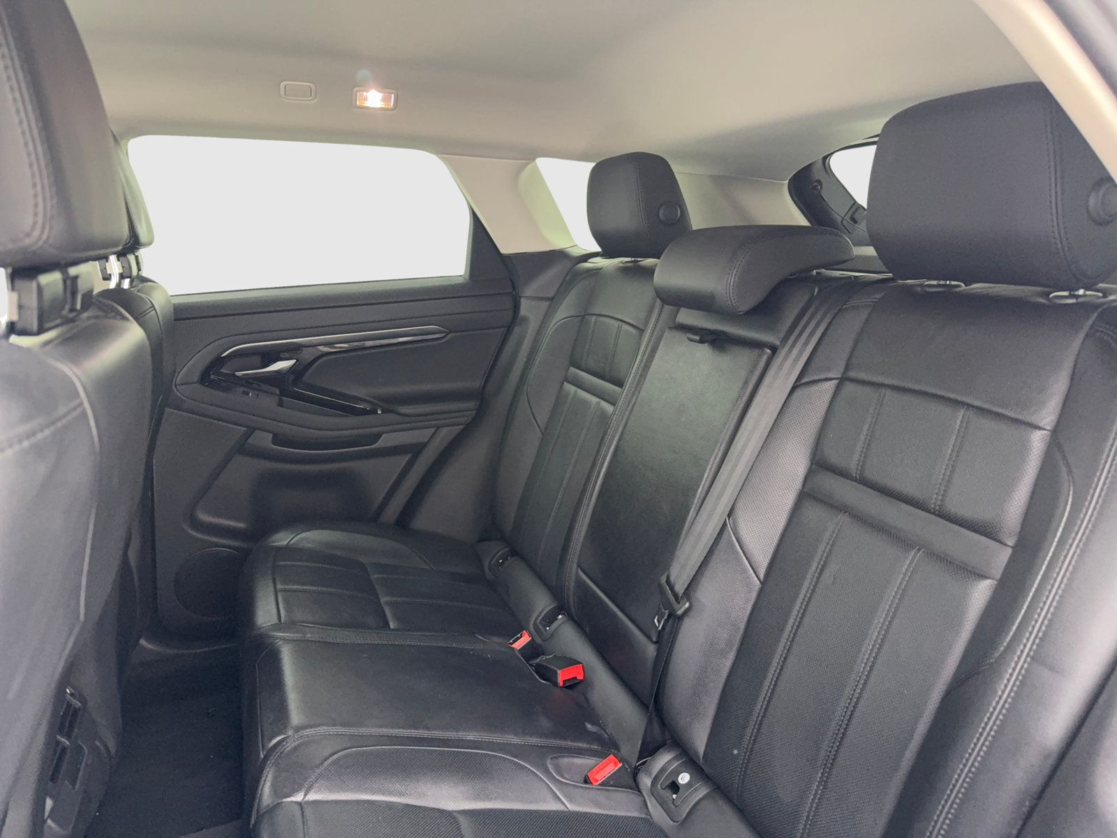 Used 2022 Land Rover Range Rover Evoque S AWD/4WD image 34