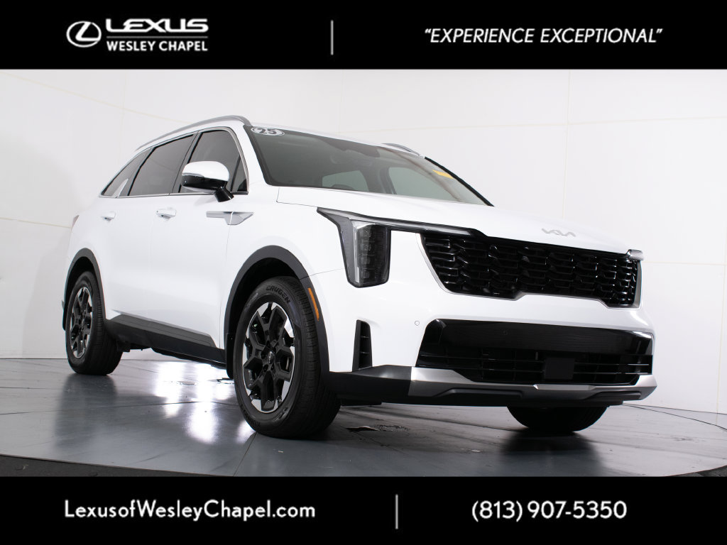 Used 2025 Kia Sorento S FWD image 1