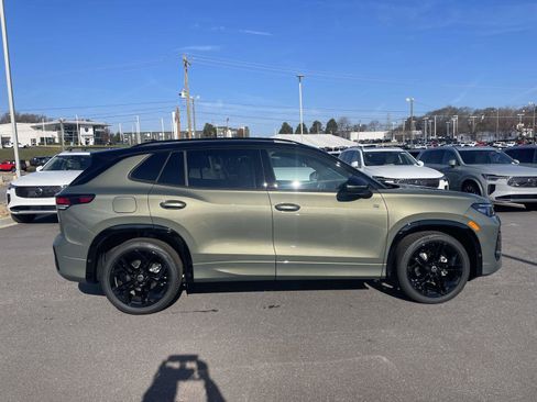 New 2026 Volkswagen Tiguan SE R-Line FWD image 8