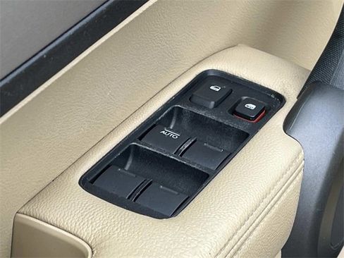 Used 2011 Honda CR-V EX-L image 23