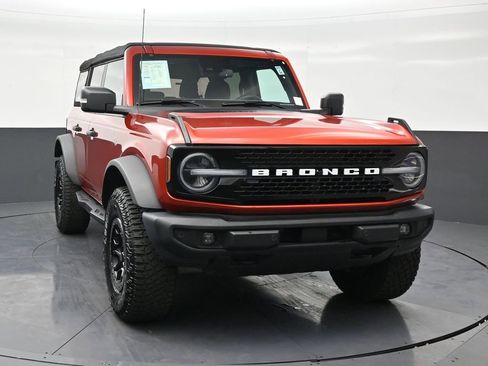 Used 2022 Ford Bronco Wildtrak AWD/4WD image 7
