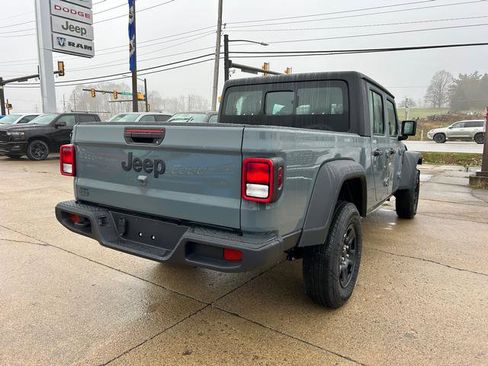 New 2026 Jeep Gladiator Sport image 5