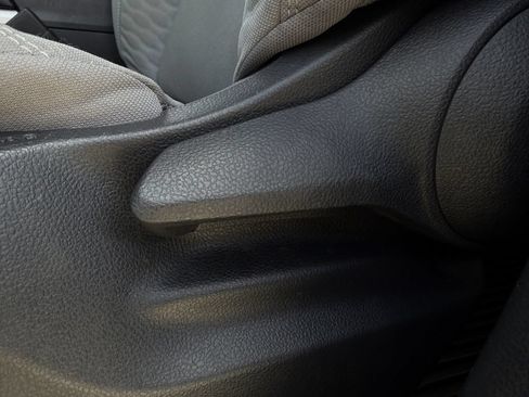 Used 2024 Toyota Tundra SR5 AWD/4WD image 27
