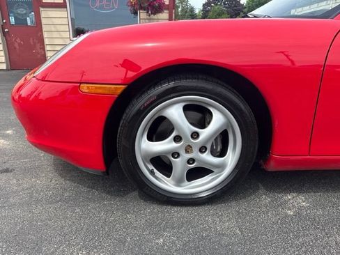 Used 2000 Porsche Boxster RWD image 9