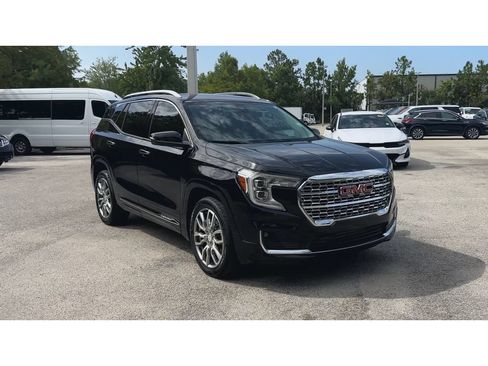 Certified 2024 GMC Terrain Denali w/ Denali Premium Package AWD/4WD image 2