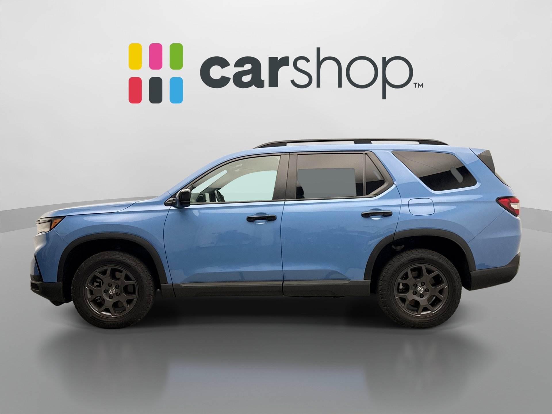 Used 2024 Honda Pilot TrailSport image 2