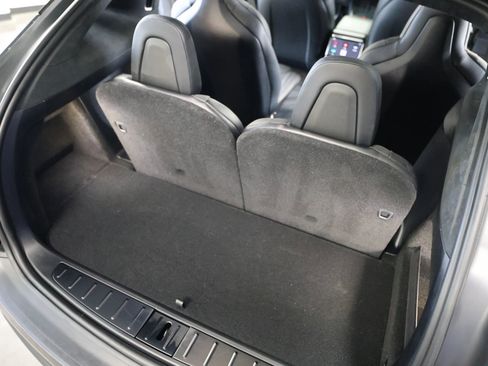 Used 2023 Tesla Model X image 53