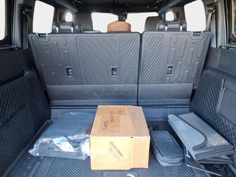 Used 2024 Ford Bronco Outer Banks image 15