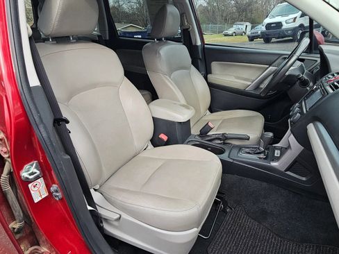 Used 2015 Subaru Forester 2.5i Touring w/ Eyesight & Navigation System image 15